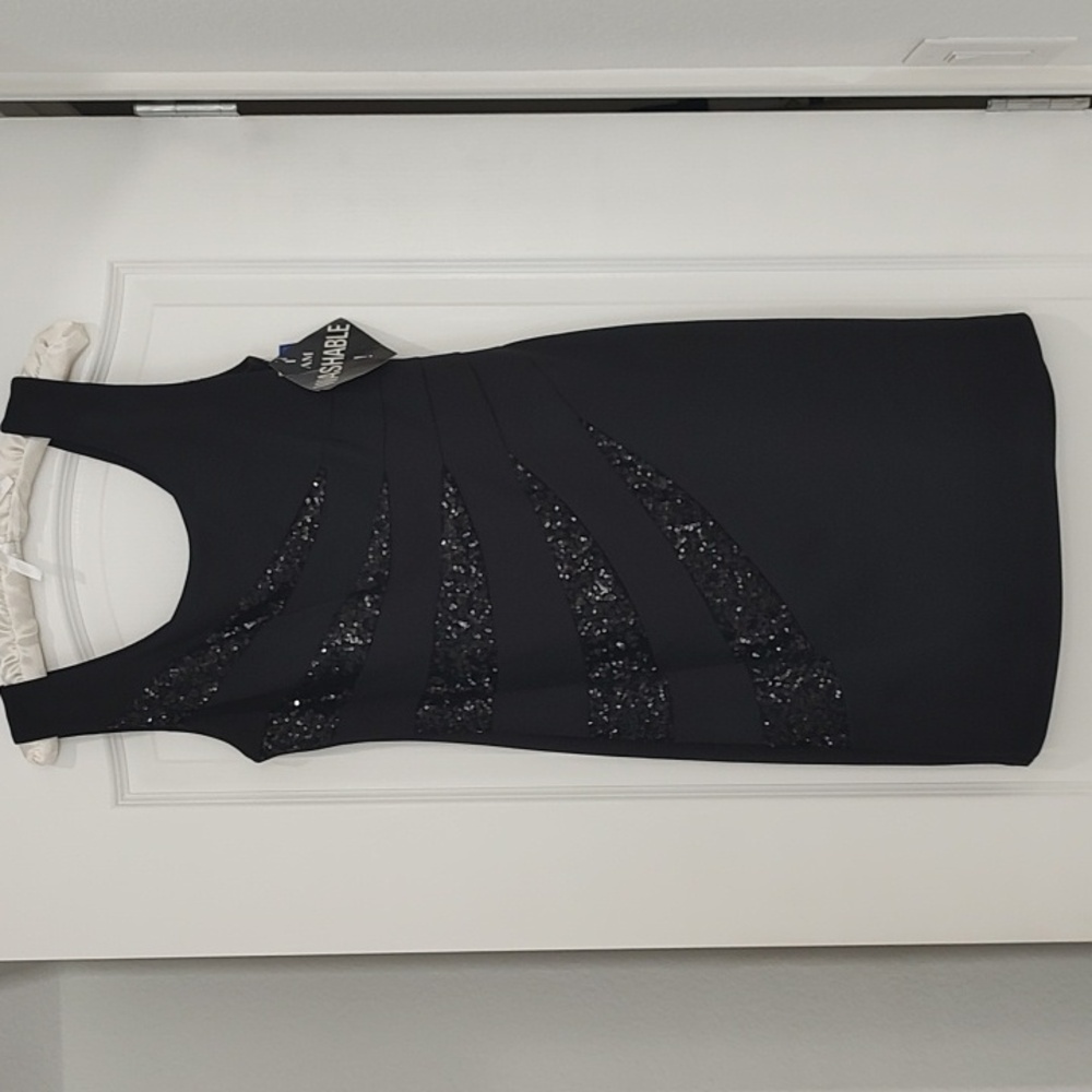 New R&M Richards Black with Sequins Fitted Sleeveless Sheath Dress 6 Stretch